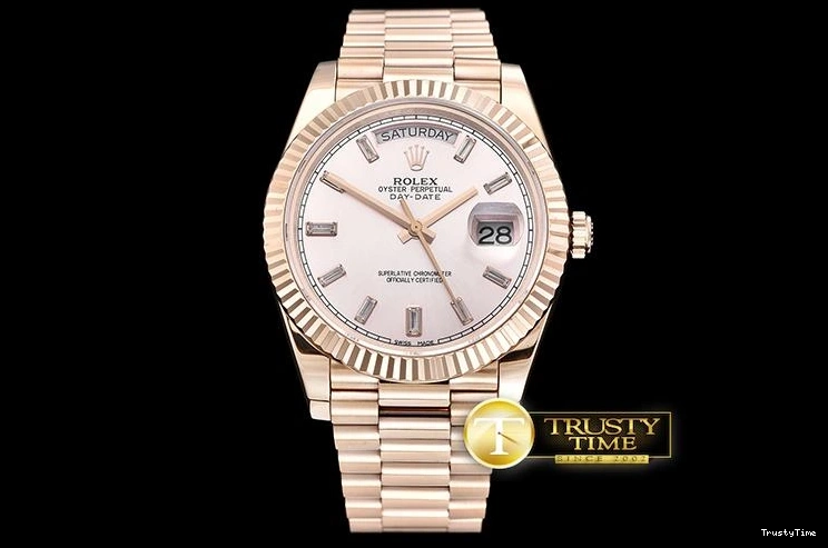 1208 RDD0210A – DayDate 40mm Youthful 679